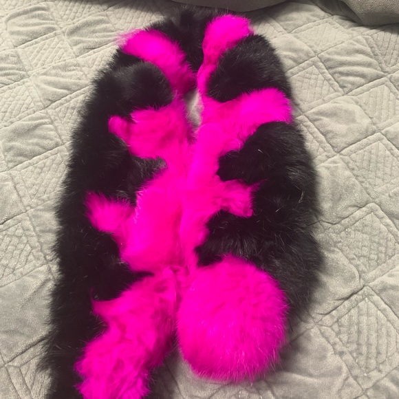 zulezs Accessories - Fox fur scarf 🌺